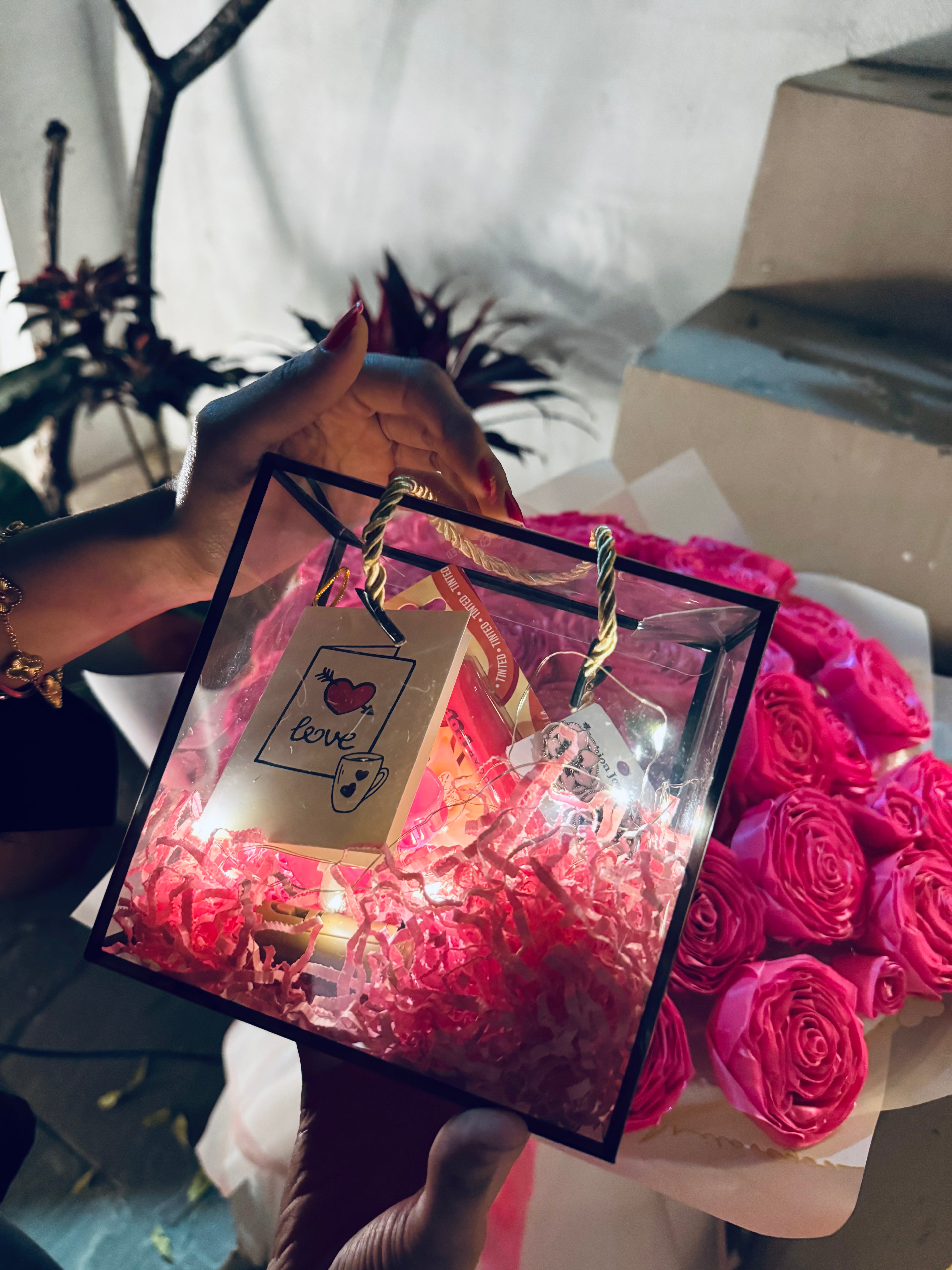 Personalized Gift Hamper